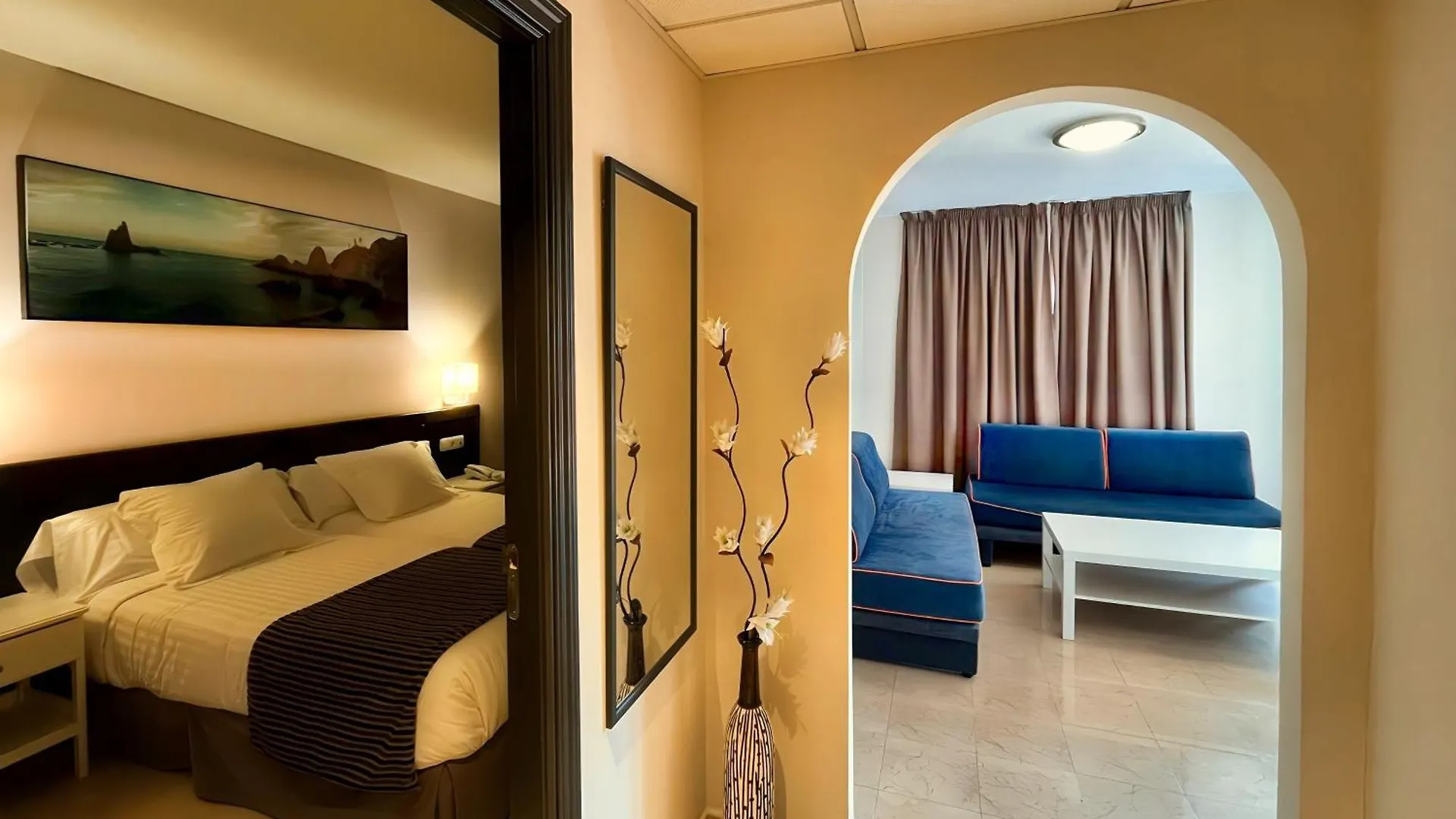 Fuengirola Beach Apartamentos Turisticos Aparthotel